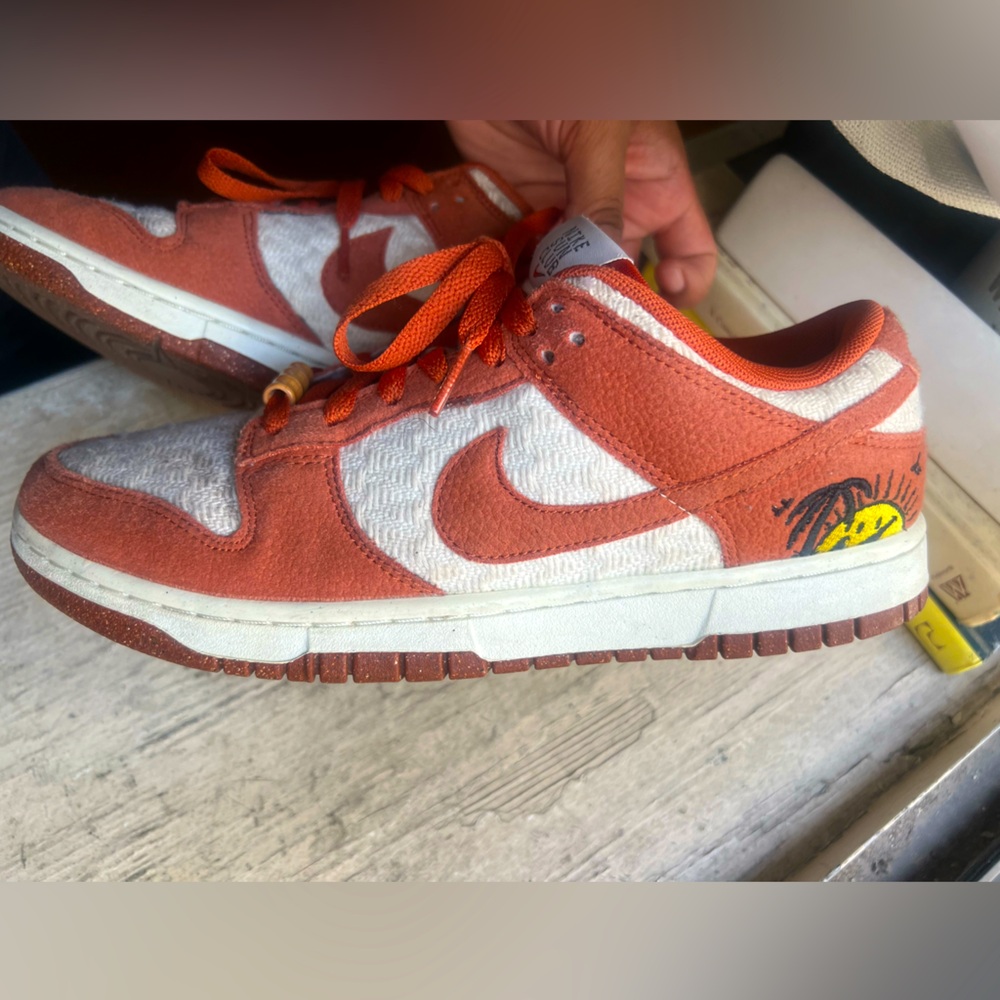 Women’s Dunk Low “Sun Club - Burnt Sunrise” US Size 9
